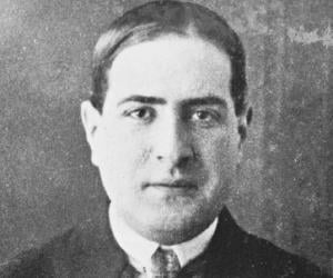 Mário de Sá-Carneiro Mário de Sá-Carneiro