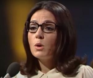 Nana Mouskouri