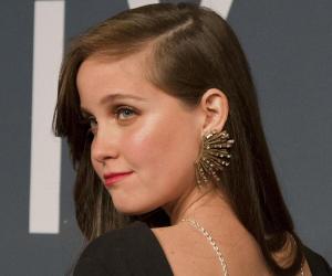 Natasha Dupeyrón Natasha Dupeyrón