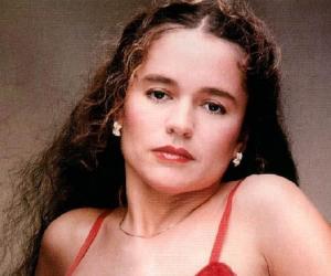 Nicolette Larson