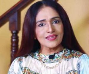 Nilmini Tennakoon Nilmini Tennakoon