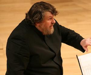 Oliver Knussen Oliver Knussen