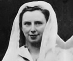 Peggy Cripps Peggy Cripps