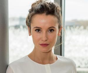 Peri Baumeister Peri Baumeister