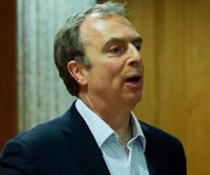 Peter Hitchens Peter Hitchens