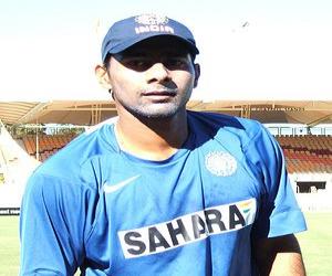 Praveen Kumar Praveen Kumar