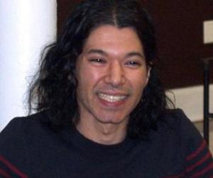 Renoly Santiago Renoly Santiago