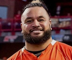 Rey Maualuga Rey Maualuga