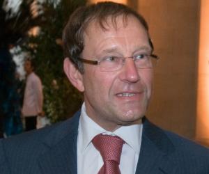 Richard Desmond Richard Desmond