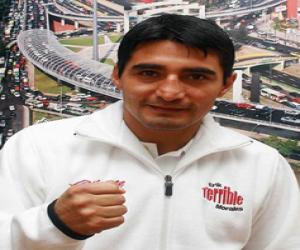 Érik Morales Érik Morales