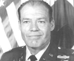 Robert L. Howard Robert L. Howard