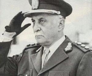 Roberto Eduardo Viola Roberto Eduardo Viola