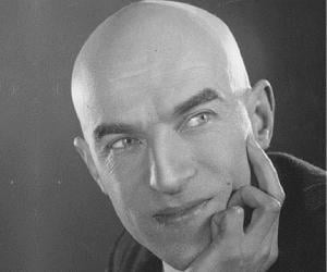 Rostislav Zakharov Rostislav Zakharov