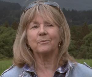Sally Carr Sally Carr