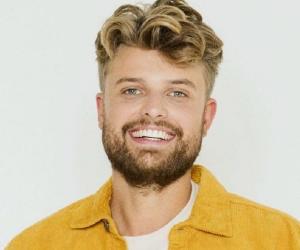 Sandro Cavazza Sandro Cavazza