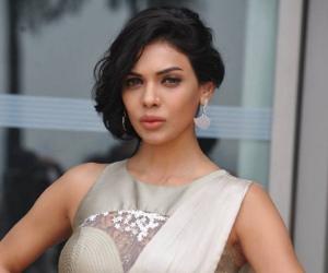 Sara Loren Sara Loren