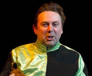 Sean Hughes Sean Hughes