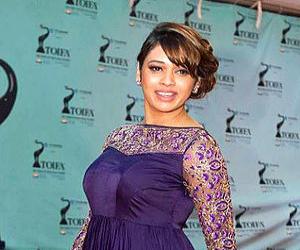 Shalmali Kholgade Shalmali Kholgade