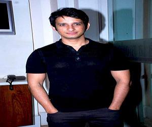 Sharman Joshi Sharman Joshi