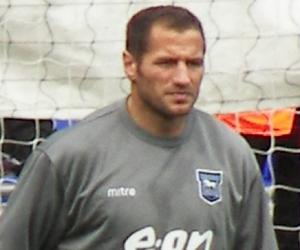 Shefki Kuqi Shefki Kuqi