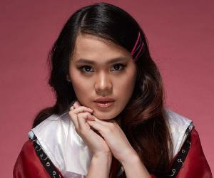 Sheryl Sheinafia Sheryl Sheinafia
