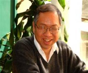 Shing-Tung Yau Shing-Tung Yau