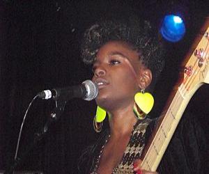 Shingai Shoniwa Shingai Shoniwa