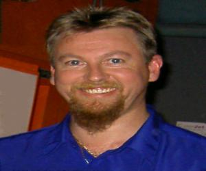 Simon Whitlock Simon Whitlock