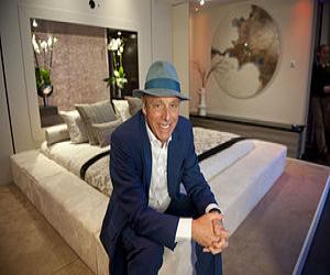 Simon Woodroffe Simon Woodroffe