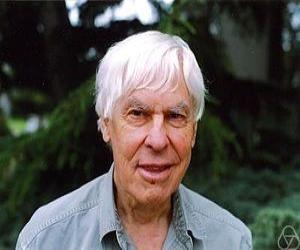 Stephen Smale Stephen Smale