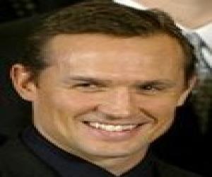 Steve Yzerman Steve Yzerman