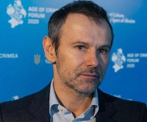 Svyatoslav Vakarchuk