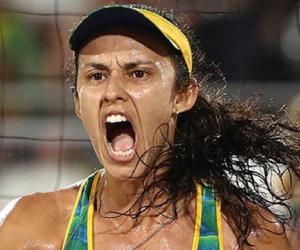 Talita Antunes Talita Antunes