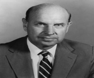 Thomas R. Pickering Thomas R. Pickering