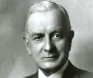 Thomas Watson Jr. Thomas Watson Jr.