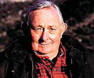 Tony Hillerman Tony Hillerman
