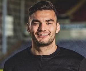 Tony Watt Tony Watt