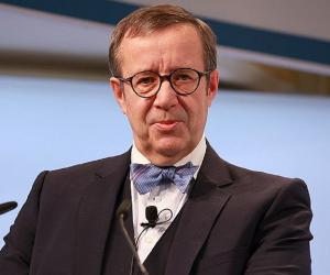 Toomas Hendrik Ilves