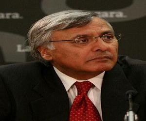 Ujjal Dosanjh Ujjal Dosanjh
