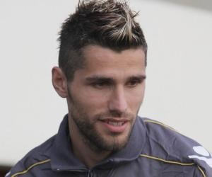 Valon Behrami Valon Behrami