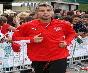 Valon Behrami Valon Behrami