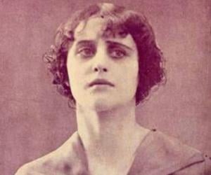 Vera Kholodnaya Vera Kholodnaya