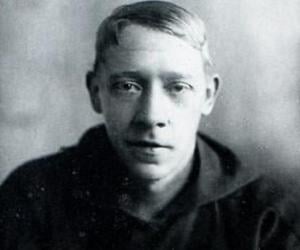 Vladimir Tatlin Vladimir Tatlin