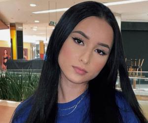 Yasmin Galvão Yasmin Galvão