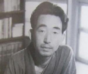 Yūichi Komano Yūichi Komano