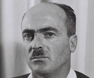 Yitzhak Ben-Aharon Yitzhak Ben-Aharon