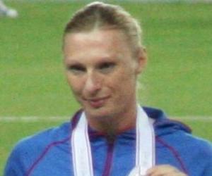 Yuliya Pechonkina Yuliya Pechonkina