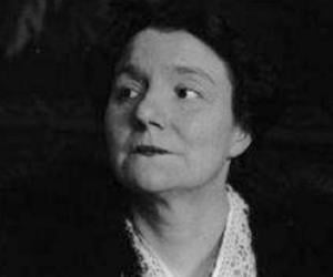 Yvette Guilbert Yvette Guilbert