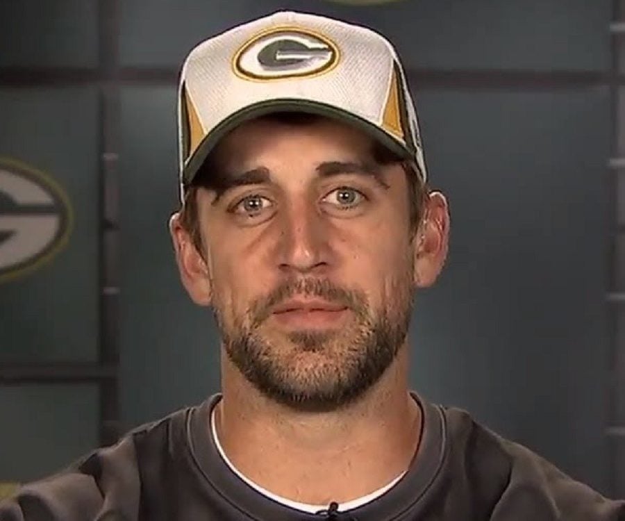 Aaron Rodgers Biography - Facts, Childhood, Family Life & Achievements