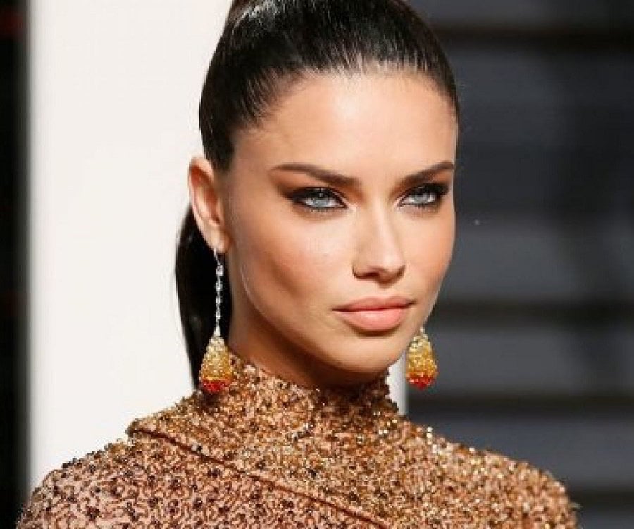 Adriana Lima Biography Facts, Childhood, Family Life & Achievements